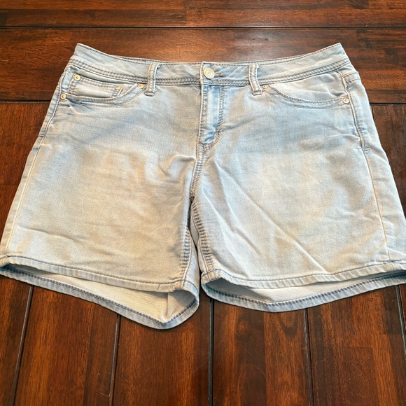 Set of 4 Denim and Black Shorts, Women’s size 14 - Picture 4 of 9